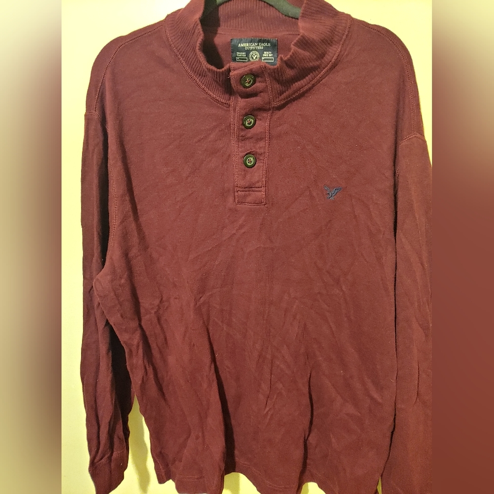 American Eagle mens burgundy pull over sweater Size 2XL